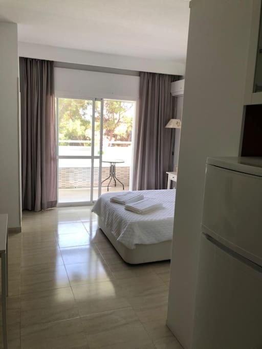 Estudio Torre De Andalucia Marbella Esterno foto