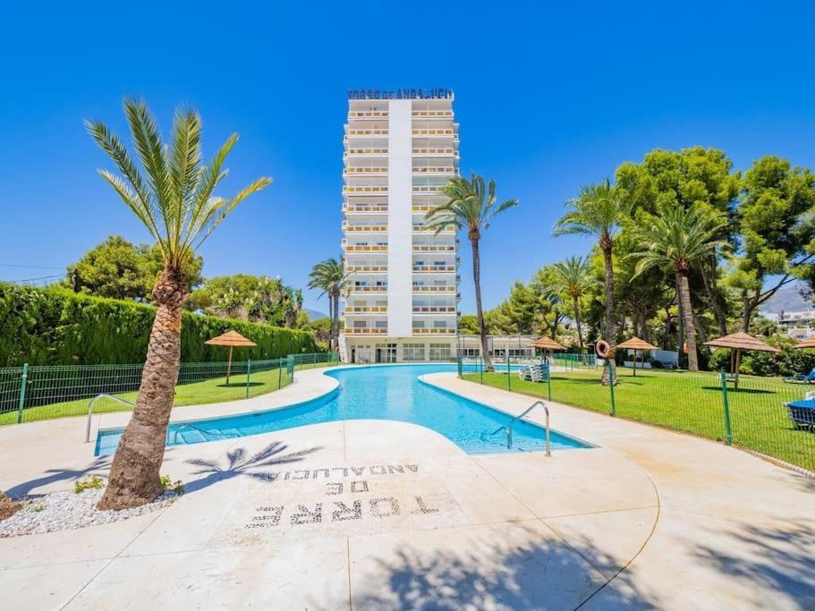 Estudio Torre De Andalucia Marbella Esterno foto