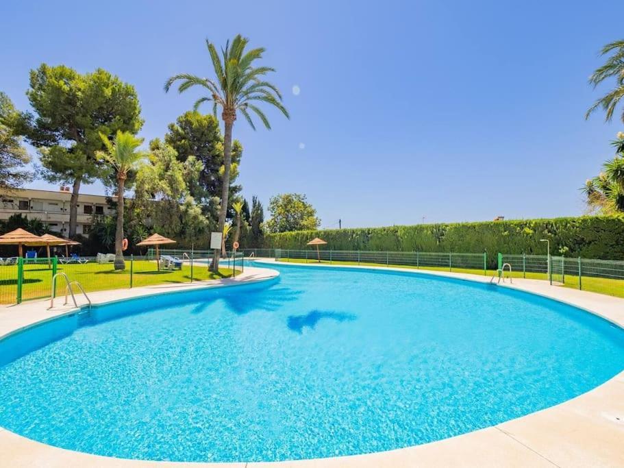 Estudio Torre De Andalucia Marbella Esterno foto